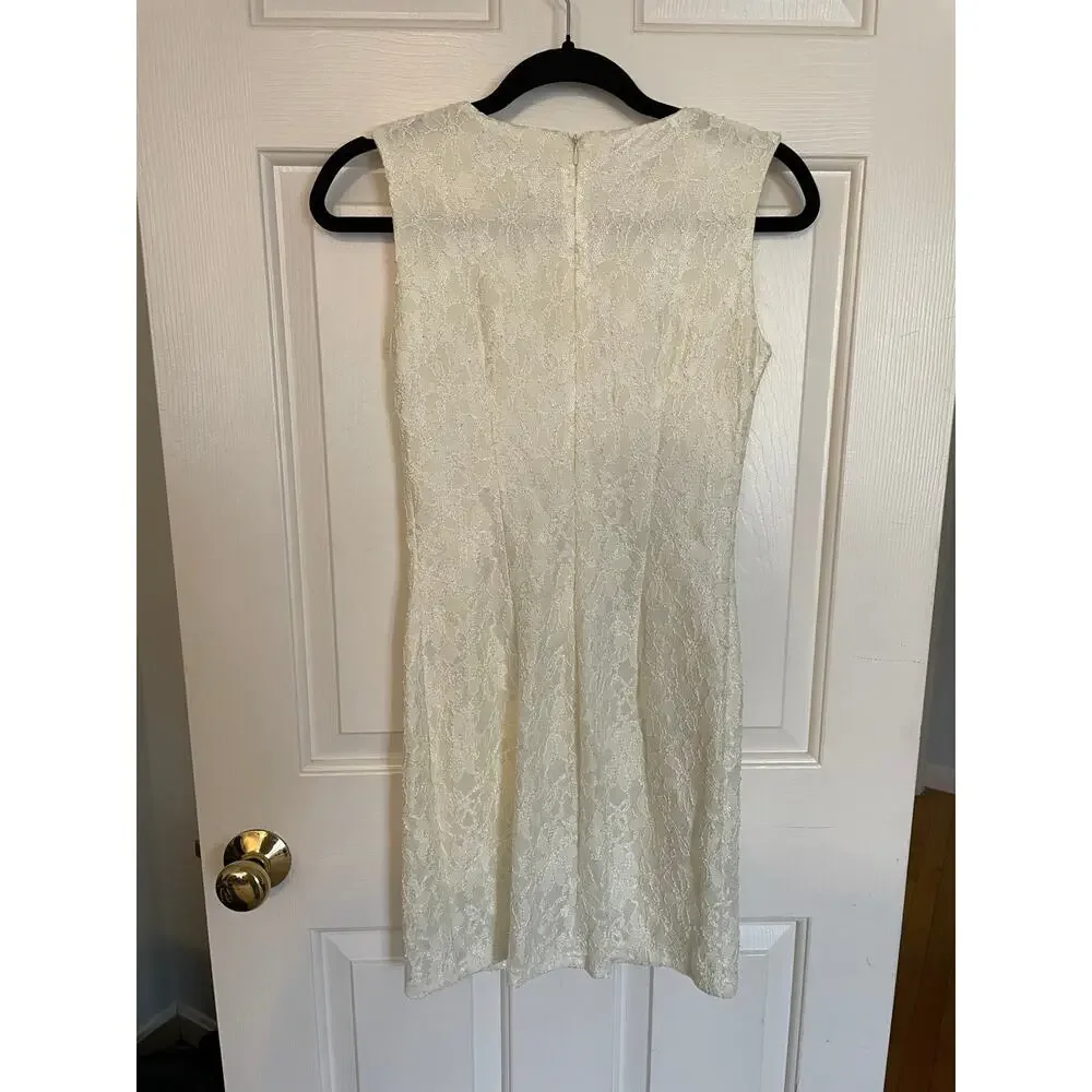 Exclusive Collection Elegant Pearl Collar Junior’s Size 44 Pearl and Lace Dress